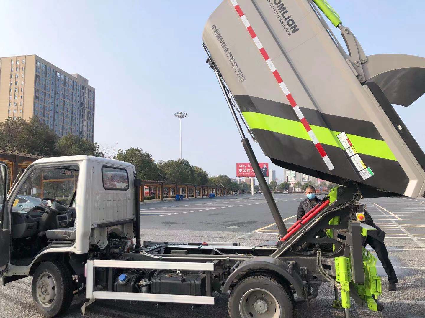 1581058315193339.jpg 7026b12dc5f600f1de84656ae26d76a.jpg